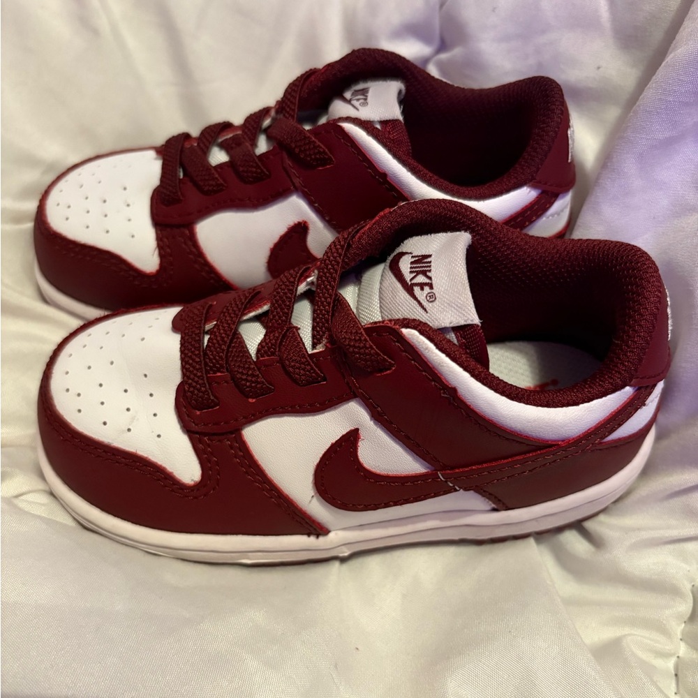 Nike Kids Burgundy and White Sneakers comes with box